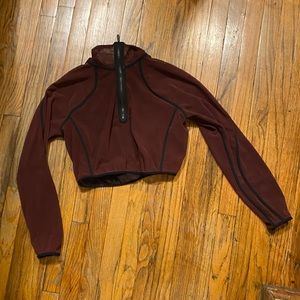 Lululemon Mesh Pull-Over Reversible Cropped SOLD